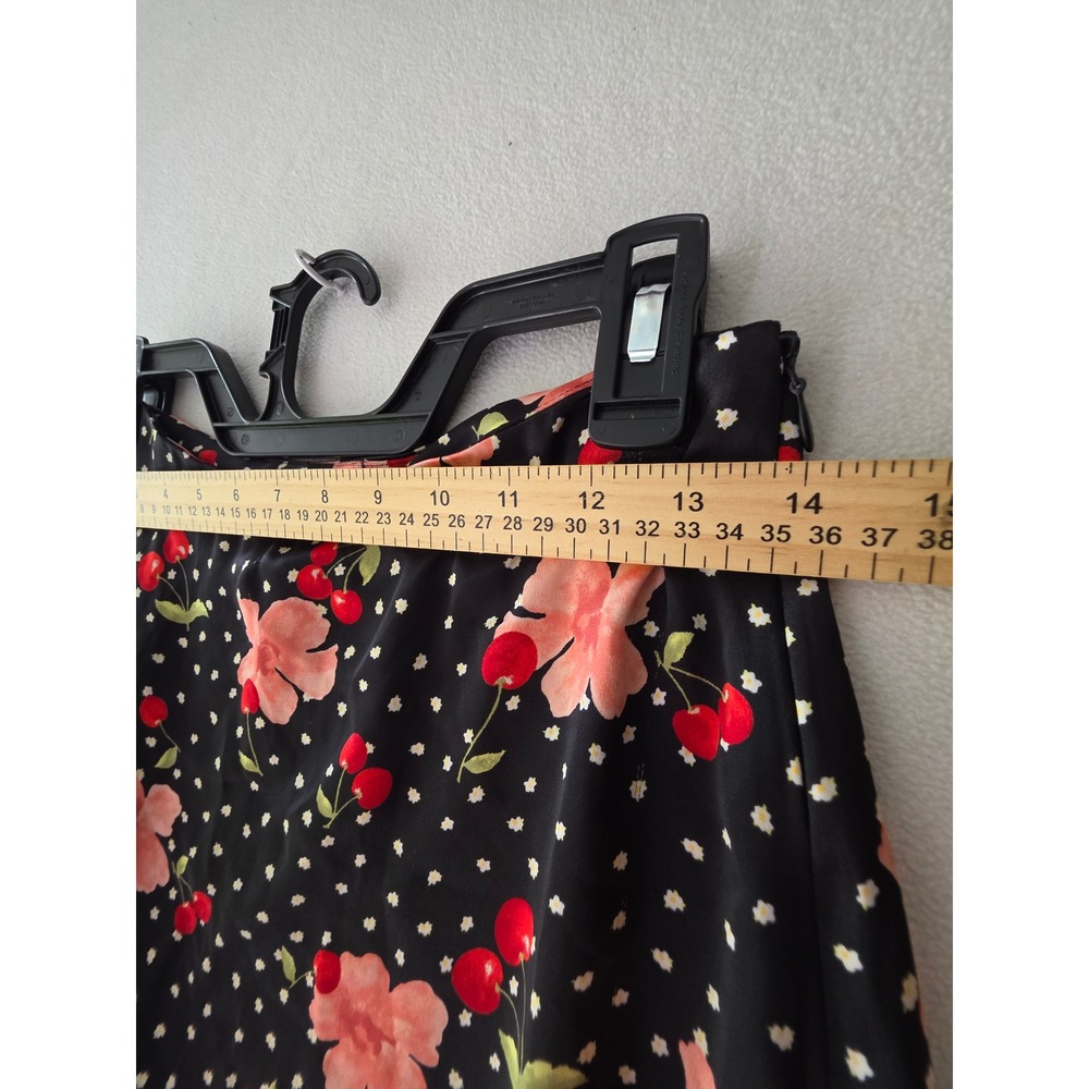Forever 21 Women Black Cherry Floral Polka Dot Asymmetrical Ruffle Skirt Size M - Picture 6 of 8
